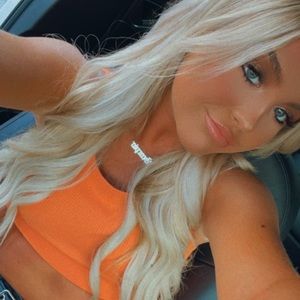 Meet your Posher, Taylor